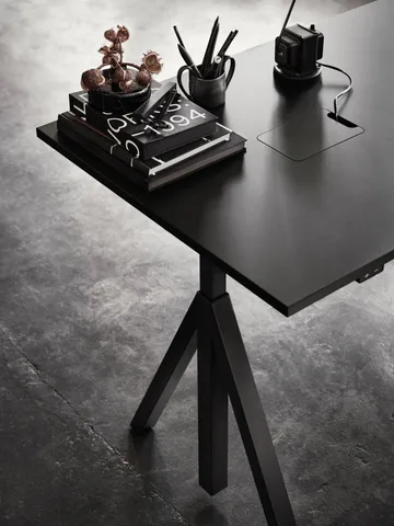 Works height-adjustable desk black 78x140 cm - Works