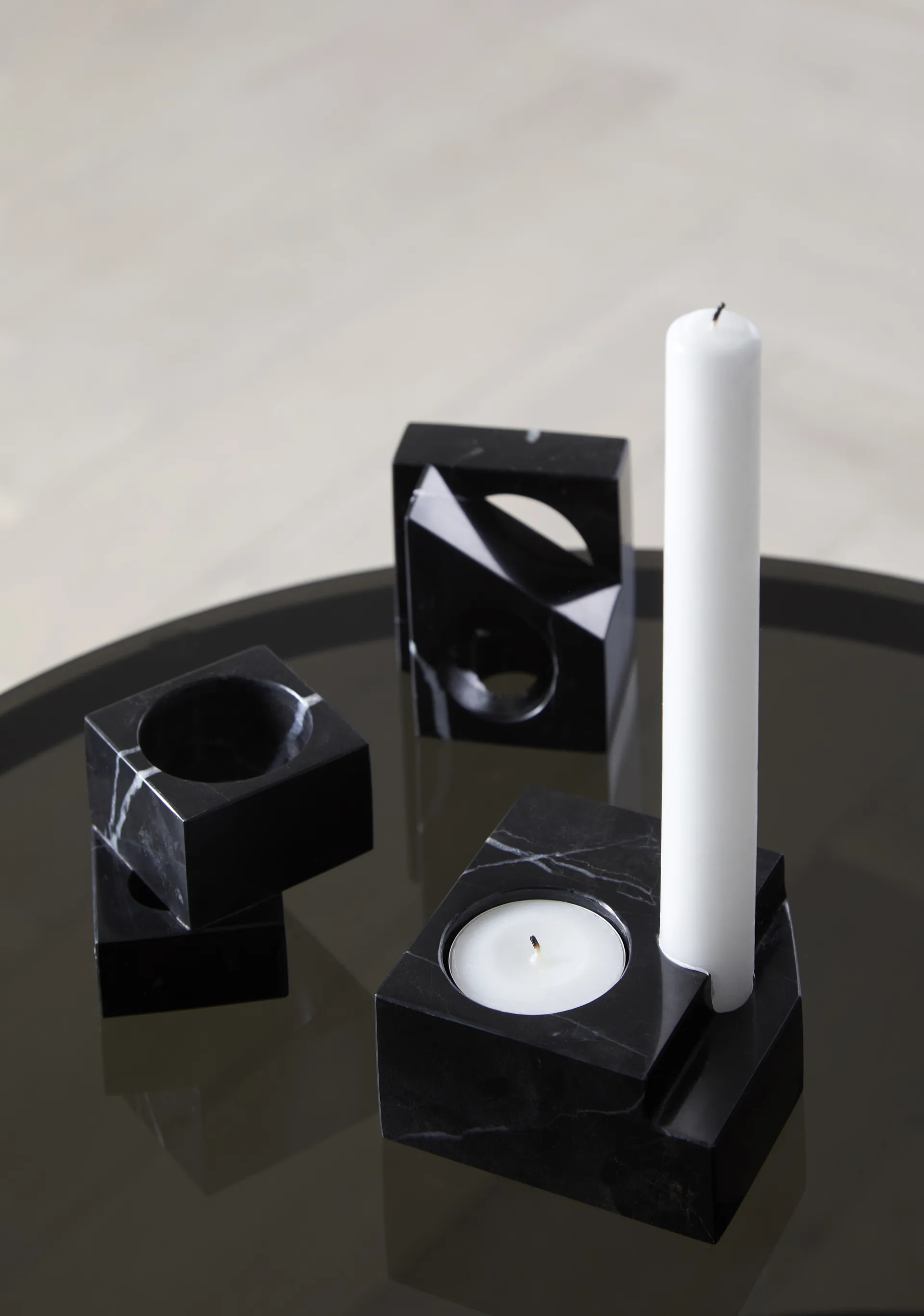 Jeu de dés 3 candle holder marble, Black Woud