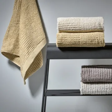 Classic bath towel 70x140 cm - wheat - Zone Denmark
