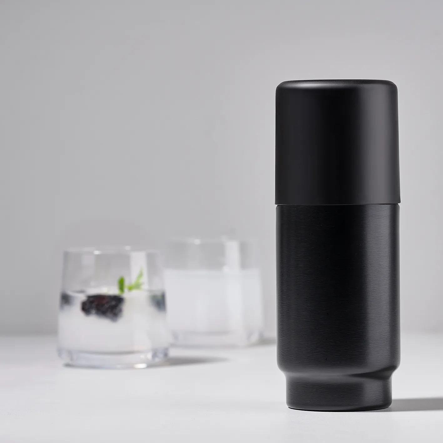 Rocks shaker 55 cl, black Zone Denmark