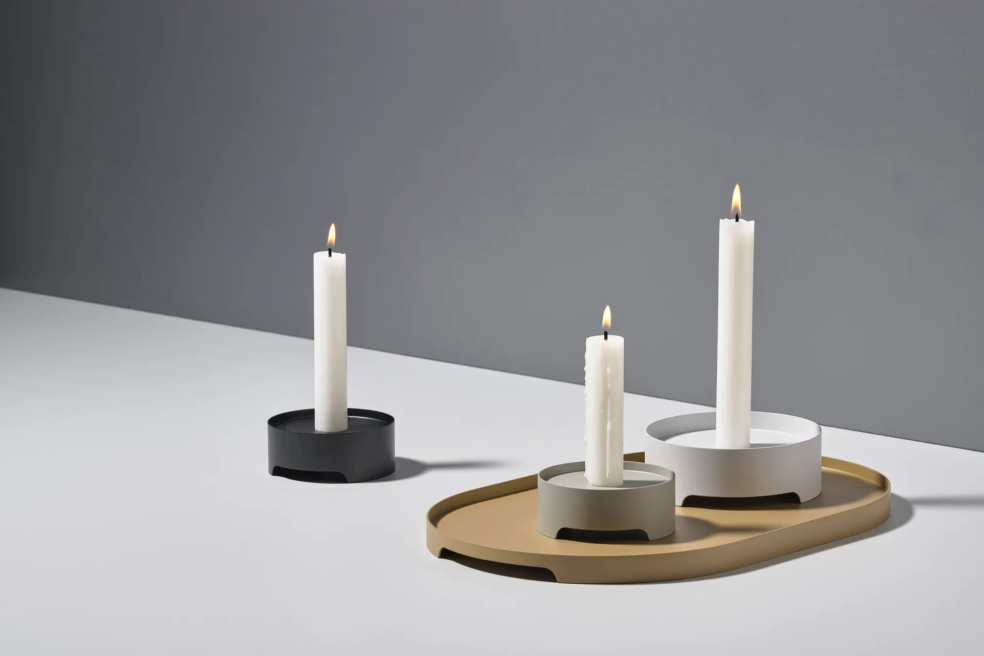 Singles candle sticks Ø9 cm, Black Zone Denmark