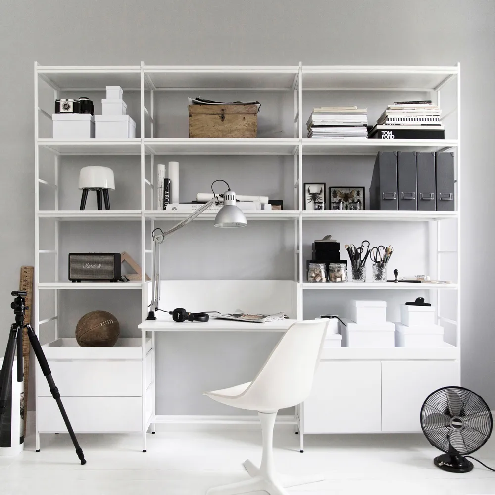Molto desk module 840, White, incl. white metal frames Zweed